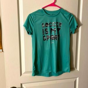 Cute comfy active Under Armor shirt